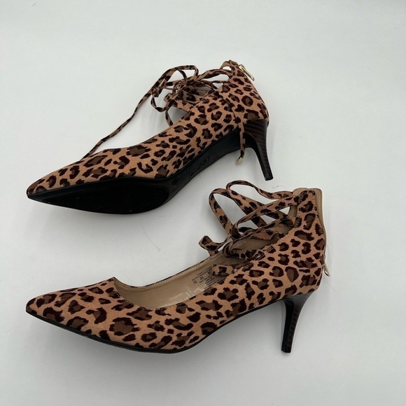 JustFab Women's Leopard Print Heels SIze 10M - Picture 4 of 8